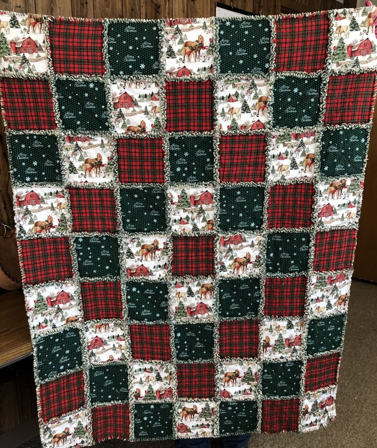 Christmas Rag Quilt Pattern – Easy Flannel Plaid Throw
