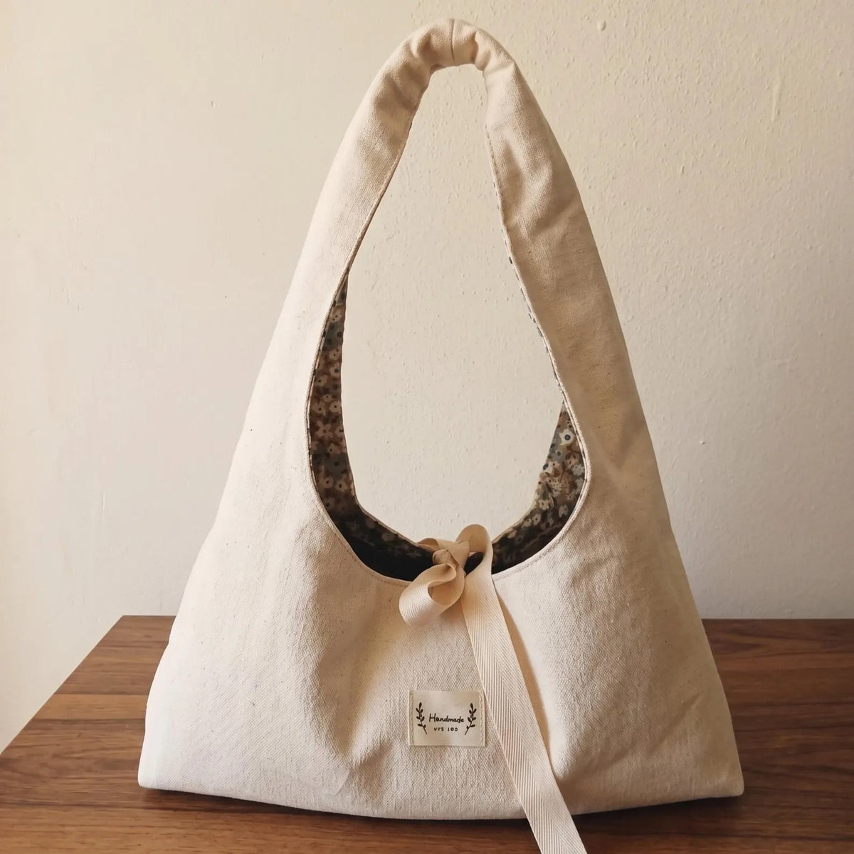 Canvas Hobo Bag Sewing Pattern — Slouchy Shoulder Bag with Bow Tie and Floral Lining, 2 Sizes, PDF Download